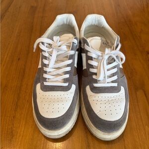 Greats Men's Gray and White Sneakers